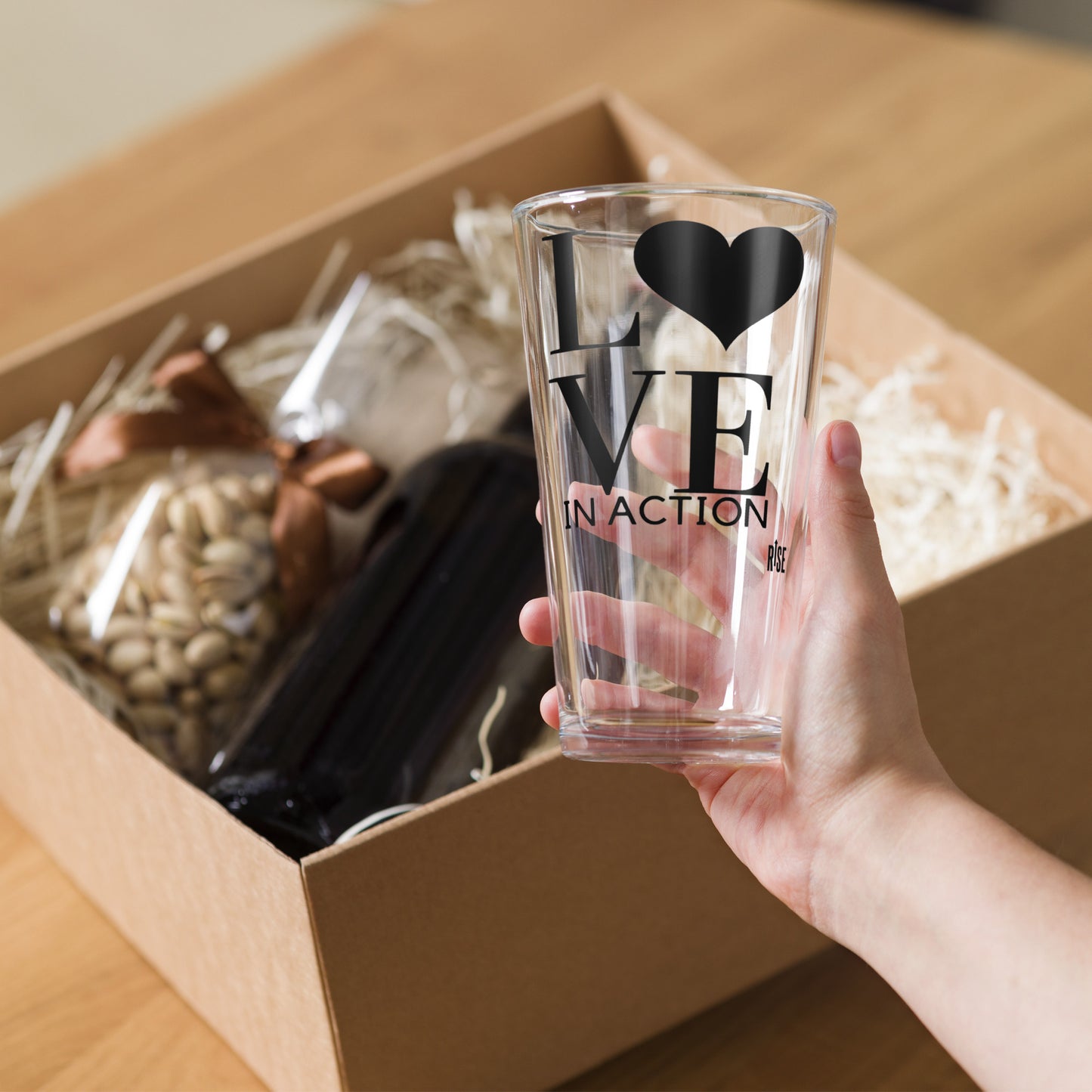 Shaker pint glass - LOVE IN ACTION DESIGN