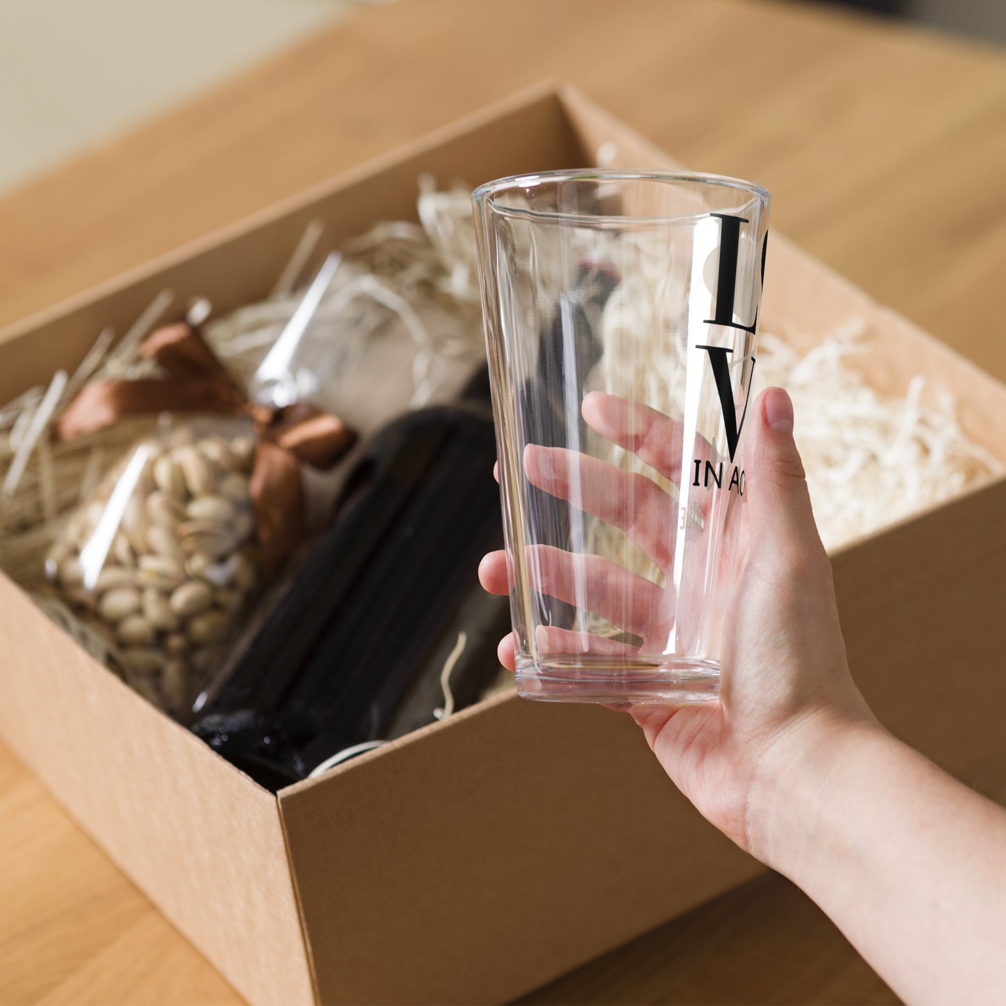 Shaker pint glass - LOVE IN ACTION DESIGN