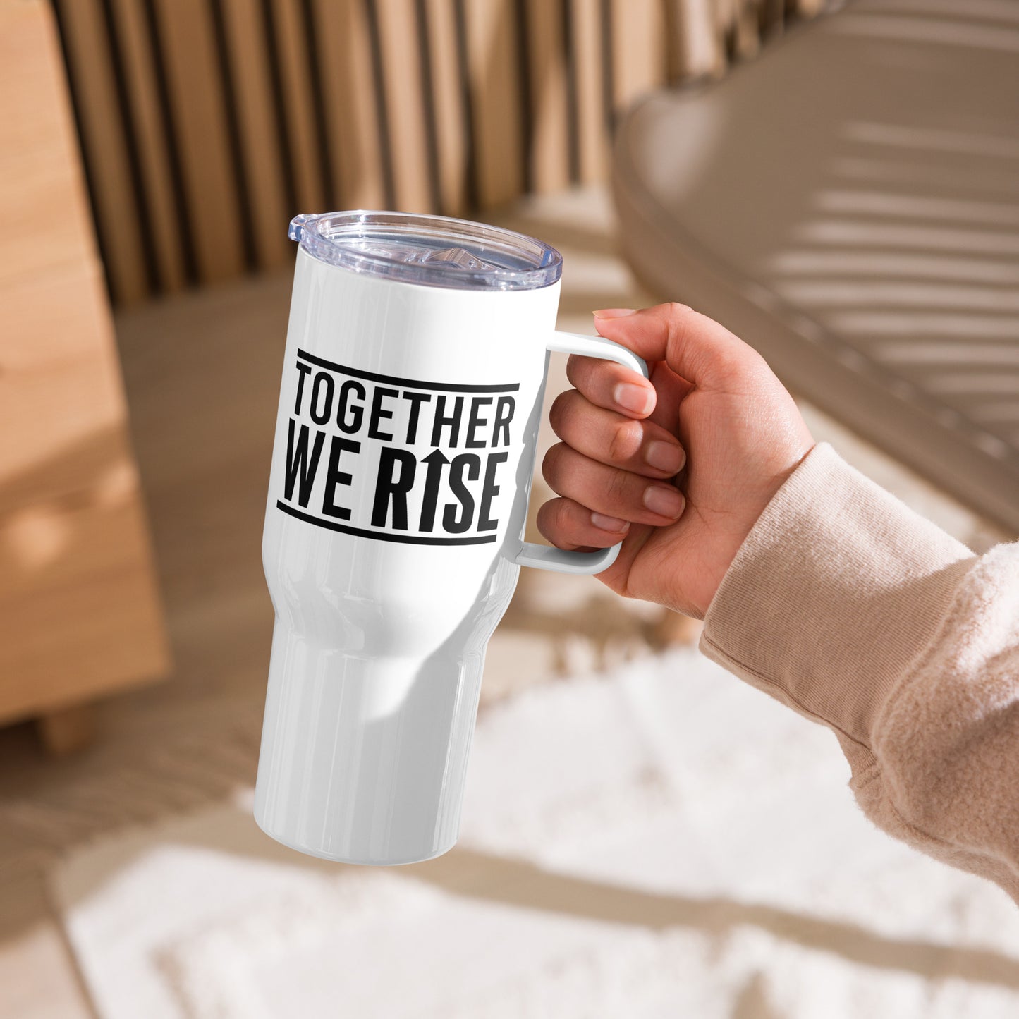 Travel mug with a handle - TOGETHER WE RISE DESIGN